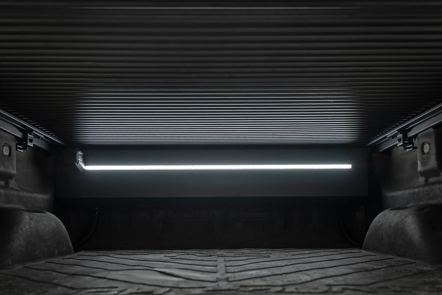 Powered Bed Cover | 6'7" Bed | Chevy/GMC 1500/2500HD/3500HD (14-19 & Classic)