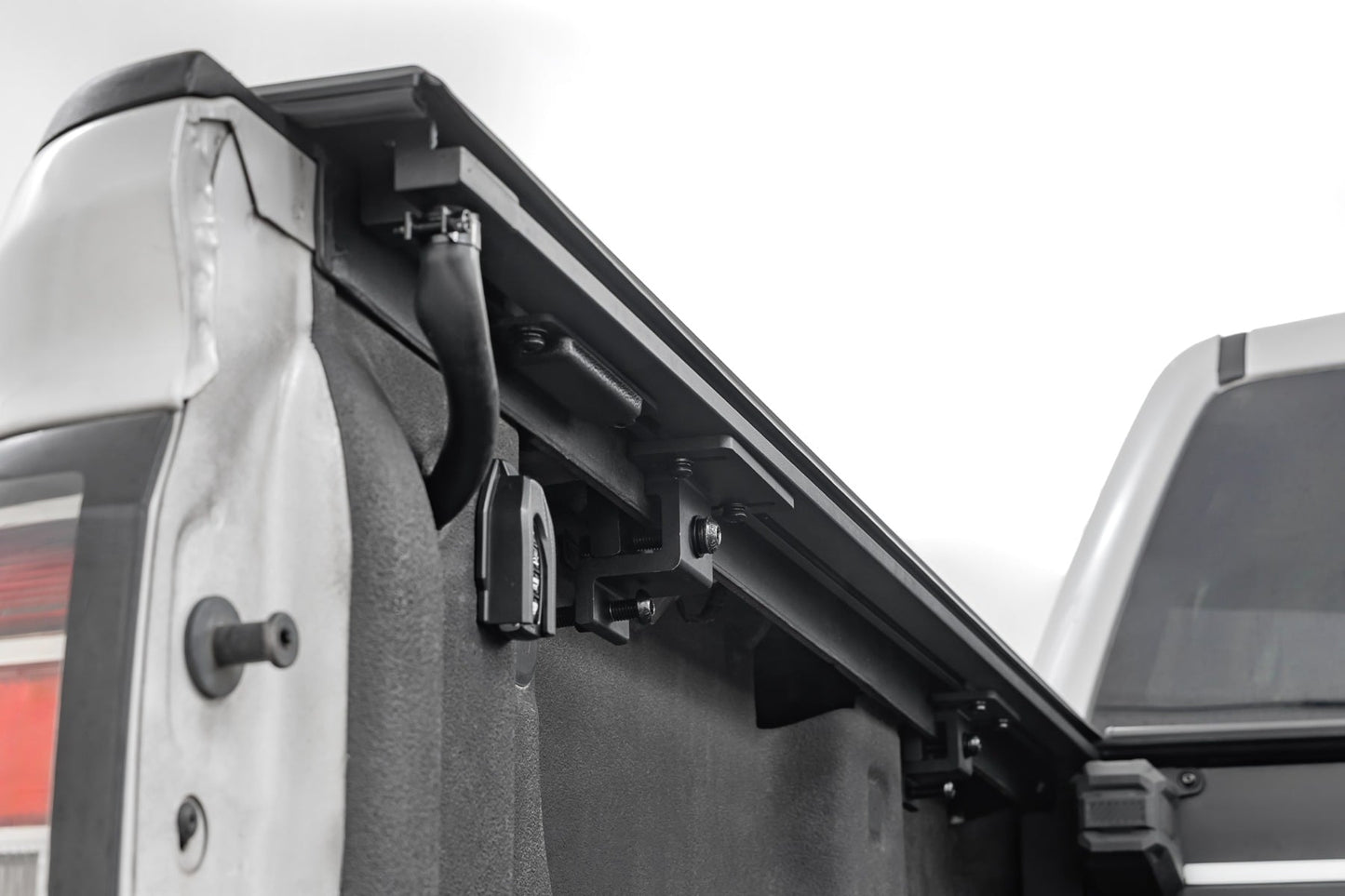 Powered Retractable Bed Cover | 5'9" Bed | Chevy/GMC 1500 (14-18 & Classic)