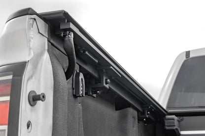 Powered Retractable Bed Cover | 5'9" Bed | Chevy/GMC 1500 (14-18 & Classic)