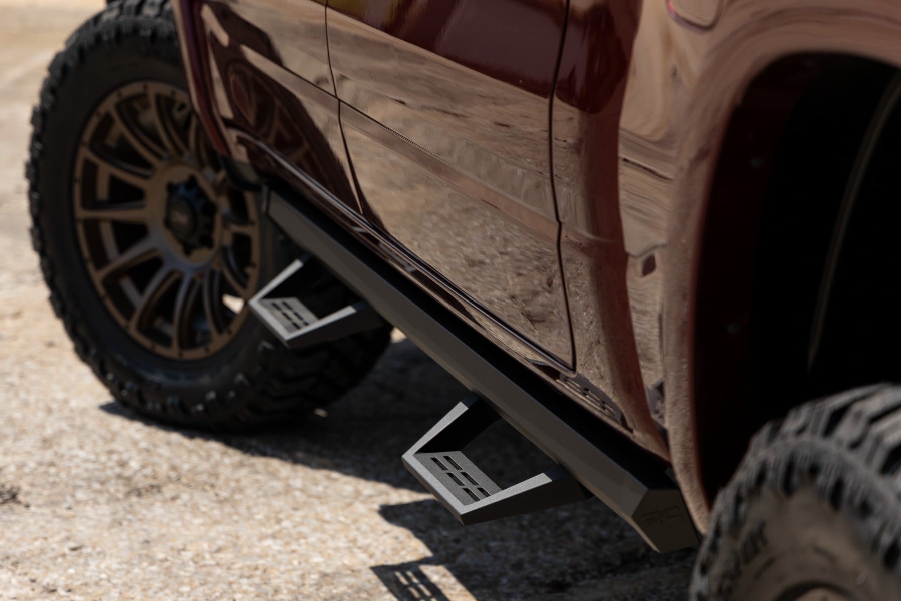 SRL2 Adj Aluminum Step | Crew Cab | Ram 1500 (19-26)/1500 TRX (21-24) 