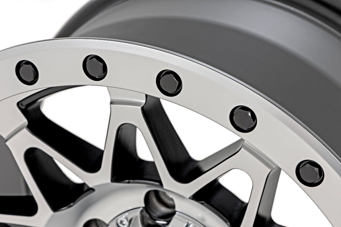 Rough Country 78 Series Wheel | Simulated Beadlock | Full Machine | 18x9 | 6x5.5 | -12mm