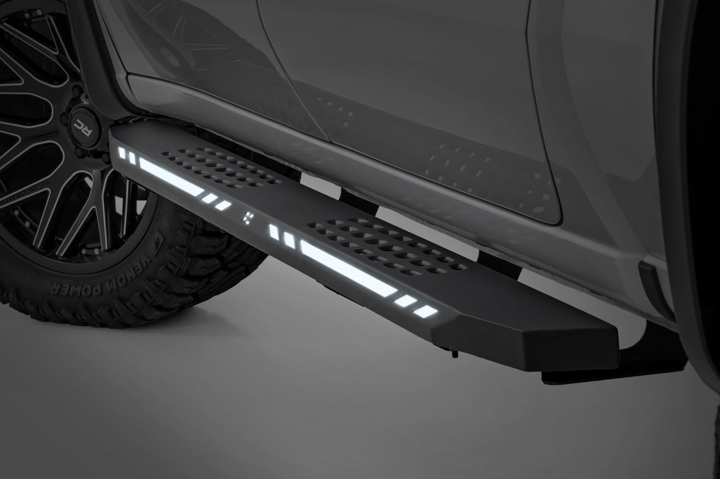 AC2 Running Boards | Amber/White | Crew Cab | Chevy/GMC 1500/2500HD/3500HD (19-26)
