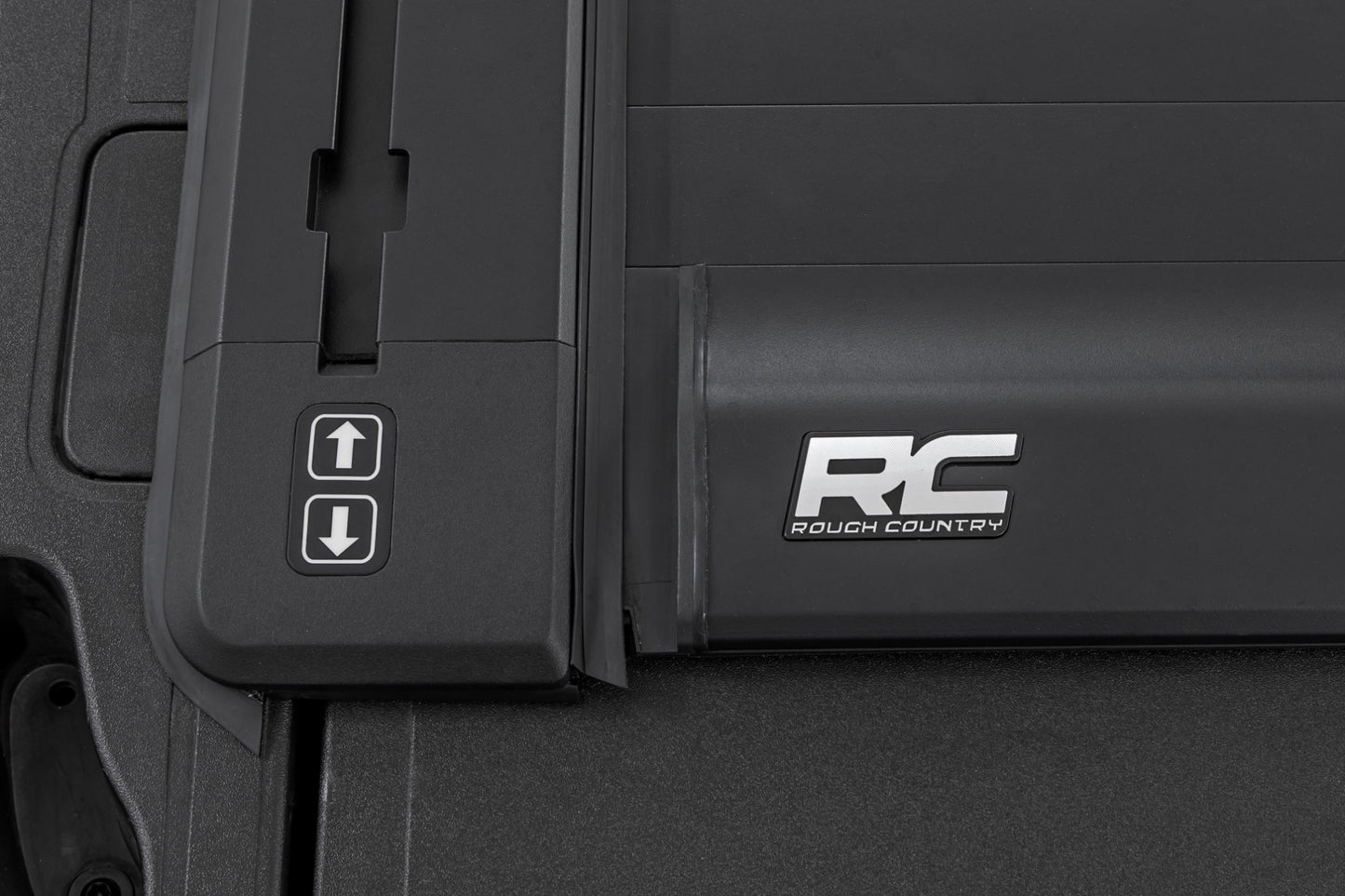 Powered Retractable Bed Cover | 6'10" Bed | Ford F-250/F-350 Super Duty (17-26)