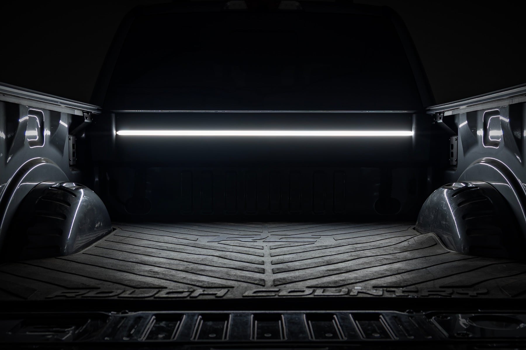 Powered Retractable Bed Cover | 6'10" Bed | Ford F-250/F-350 Super Duty (17-26)