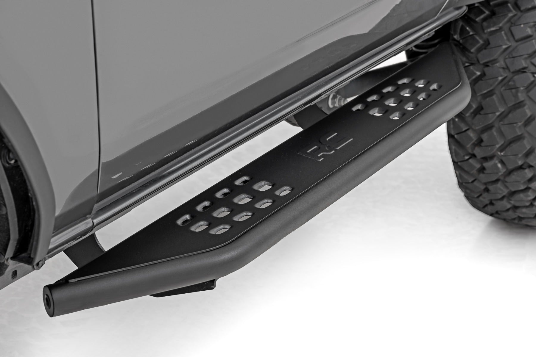 OV2 Running Boards | Side Step Bars | 2-Door | Ford Bronco (2 Door) (21-26)