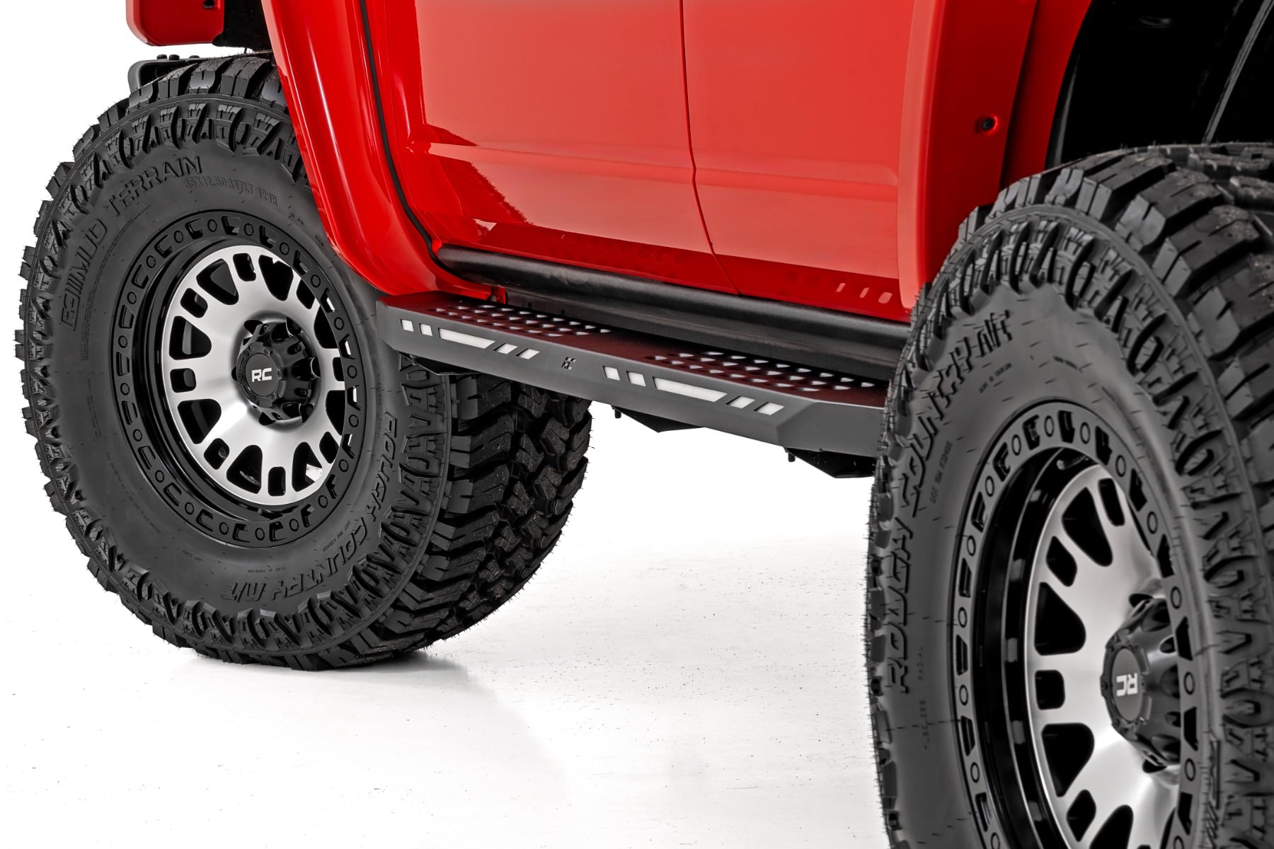 Rough Country 82 Series Wheel | One-Piece | Machined Semi Gloss Black | 17x9 | 5x5 | -12mm