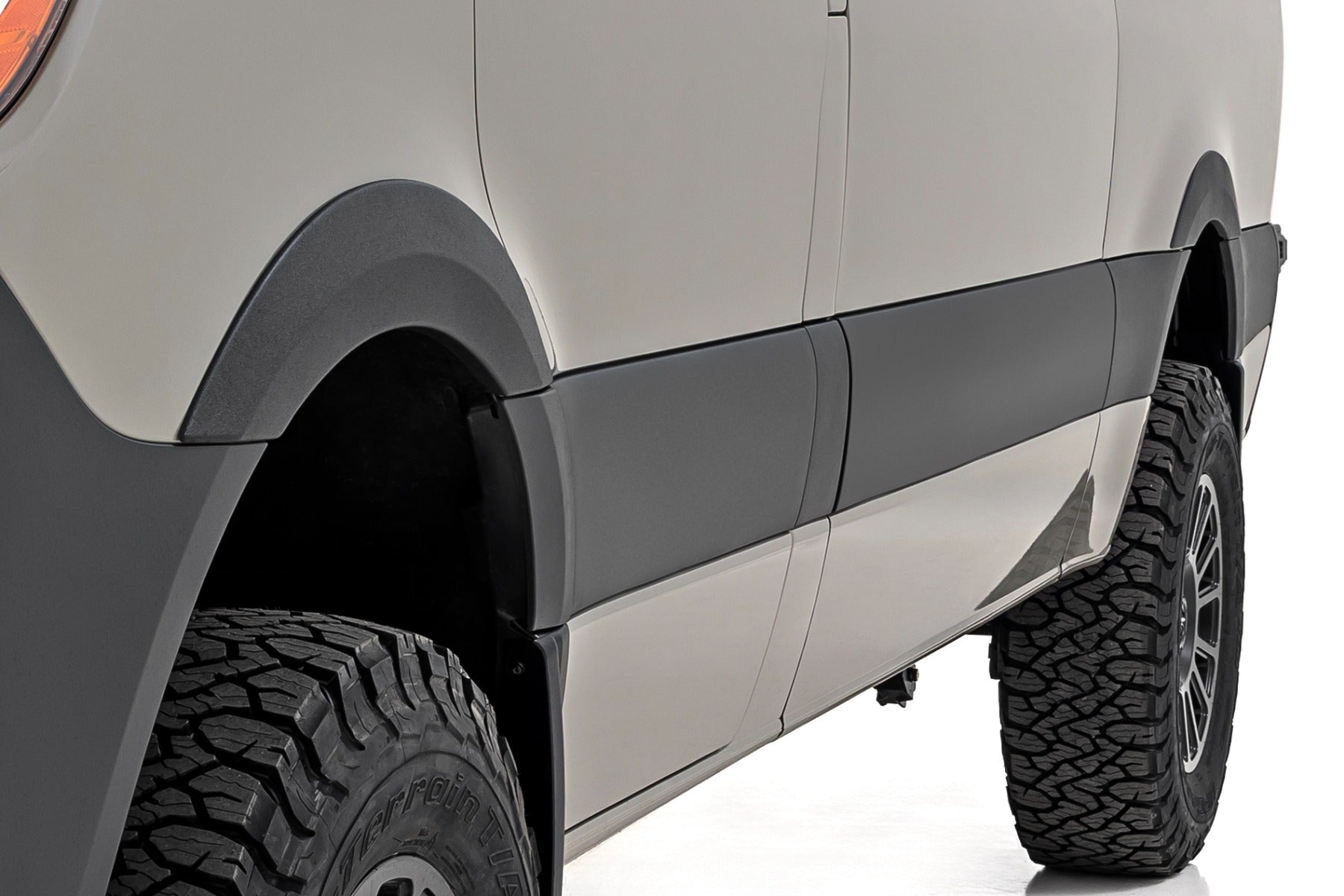 Sport Fender Flares | Mercedes-Benz Sprinter 2500/Sprinter 3500XD  (2019-2026)
