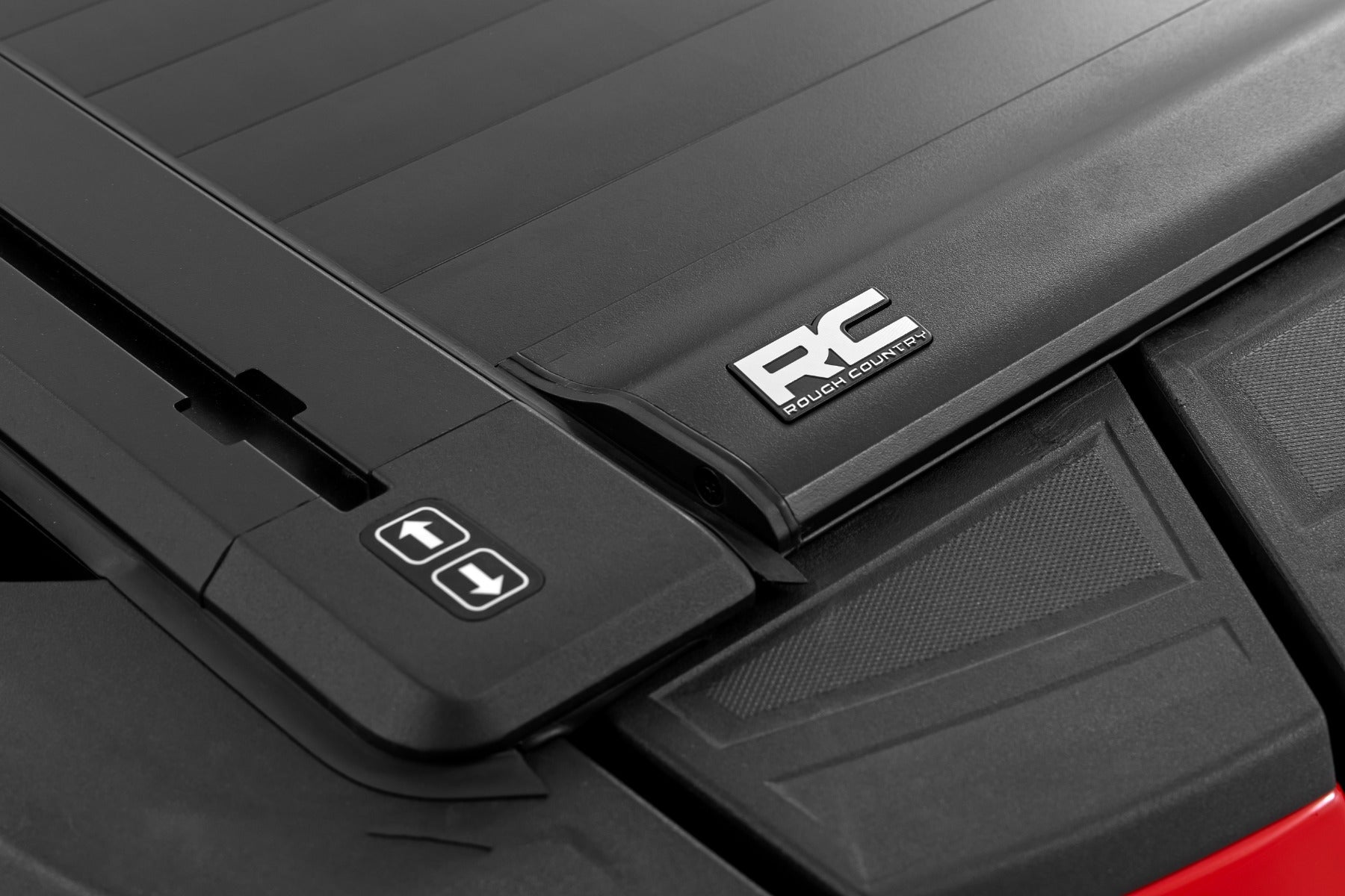 Powered Retractable Bed Cover | 6'9" Bed | Chevy/GMC 2500HD/3500HD (20-26)