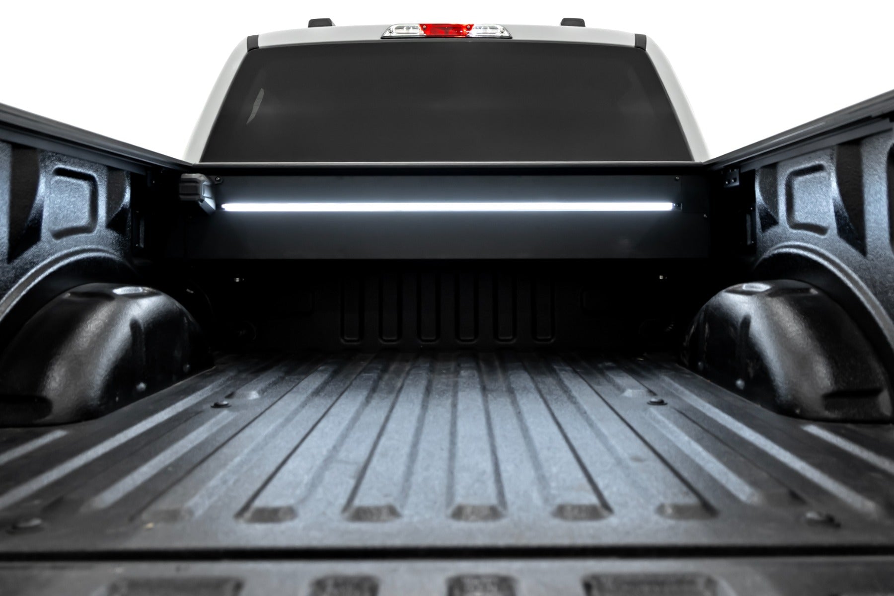 Powered Retractable Bed Cover | 5'7" Bed | Ford F-150 (15-26)/F-150 Lightning (22-26) 