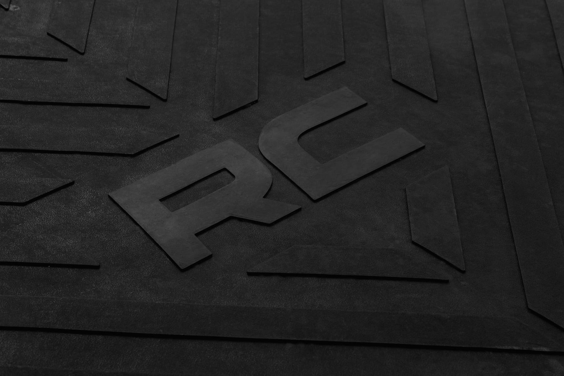 Bed Mat | 6'9" Bed | RC Logo | Chevy/GMC  Silverado/Sierra 2500HD/3500HD (20-26)