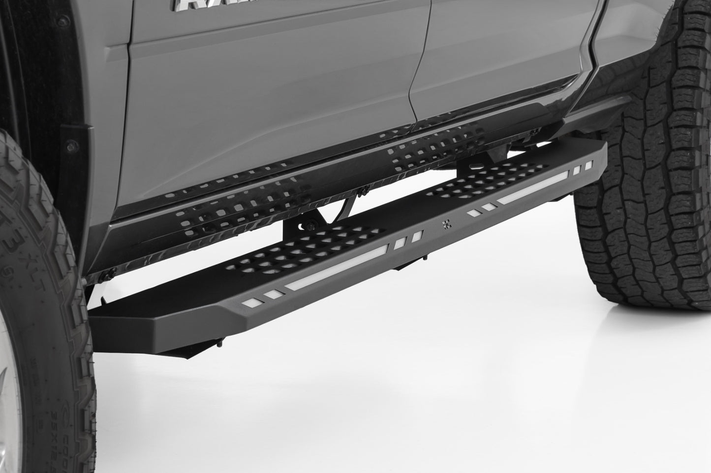 AC2 Running Boards | Amber/White | Crew Cab | Ram 1500 (19-26)/1500 TRX (21-24)