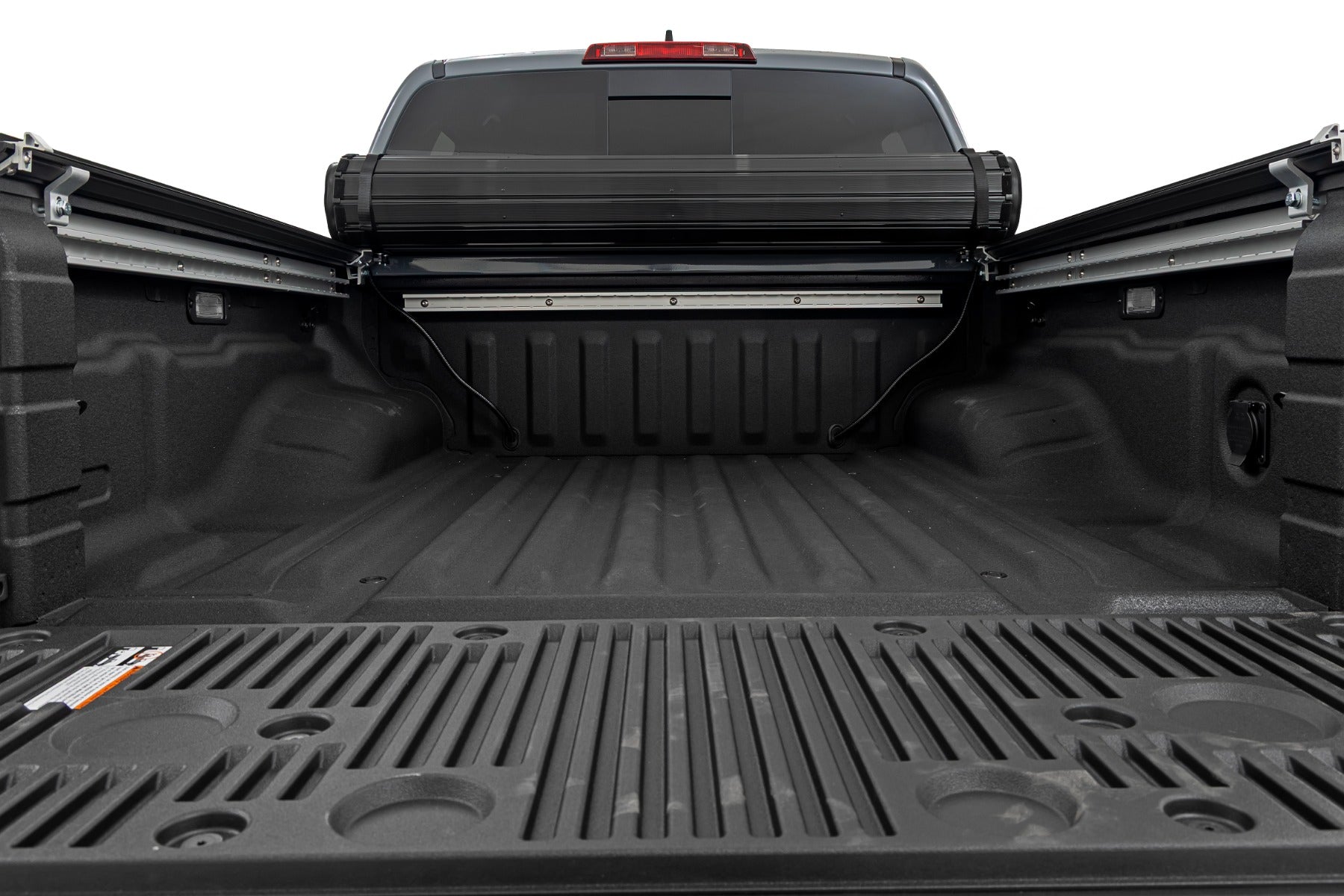 Hard Roll Up Bed Cover | 5' Bed | Nissan Frontier 2WD/4WD (2022-2026)
