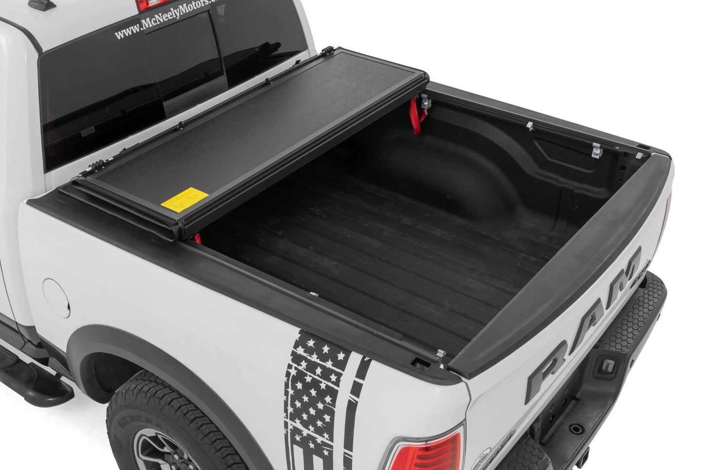 Hard Low Profile Bed Cover | 6'4" Bed | Ram 1500/2500/3500 2WD/4WD (10-25 & Classic)