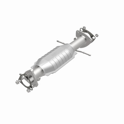 MagnaFlow Direct Fit Catalytic Converter 96-99 S10/Sanoma 4WD 4.3L