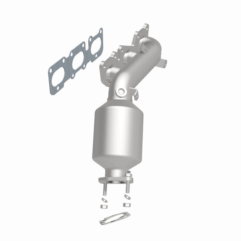 MagnaFlow Direct Fit Catalytic Converter 11-14 Hyundai Genesis V6-3.8L