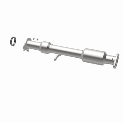 MagnaFlow Direct Fit Catalytic Converter 14-15 Toyota Highlander 3.5L