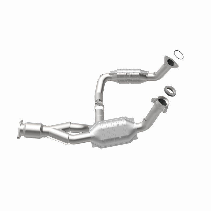 MagnaFlow Direct Fit Catalytic Converter 06-09 TB/Envoy 5.3/6.0 OEM