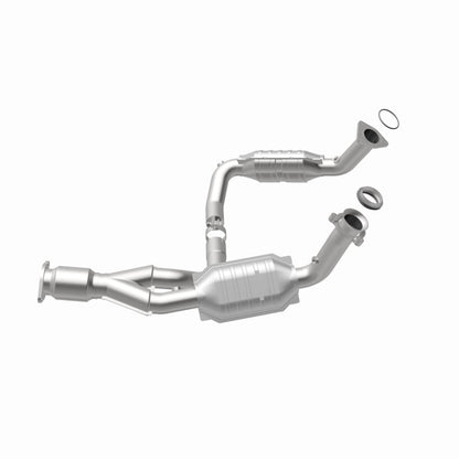 MagnaFlow Direct Fit Catalytic Converter 06-09 TB/Envoy 5.3/6.0 OEM