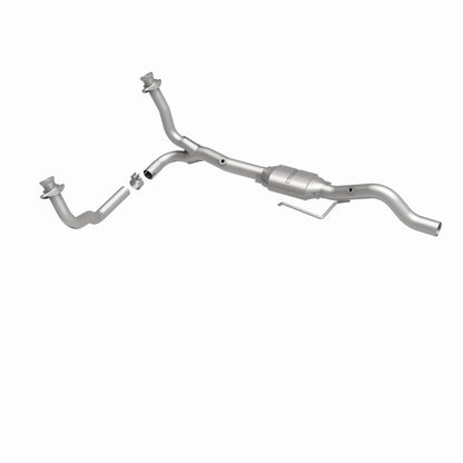 MagnaFlow Direct Fit Catalytic Converter 00-03 Durango 4WD OEM