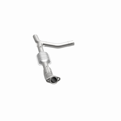 MagnaFlow Direct Fit Catalytic Converter 00-04 Ford E150 4.6L Passenger Side