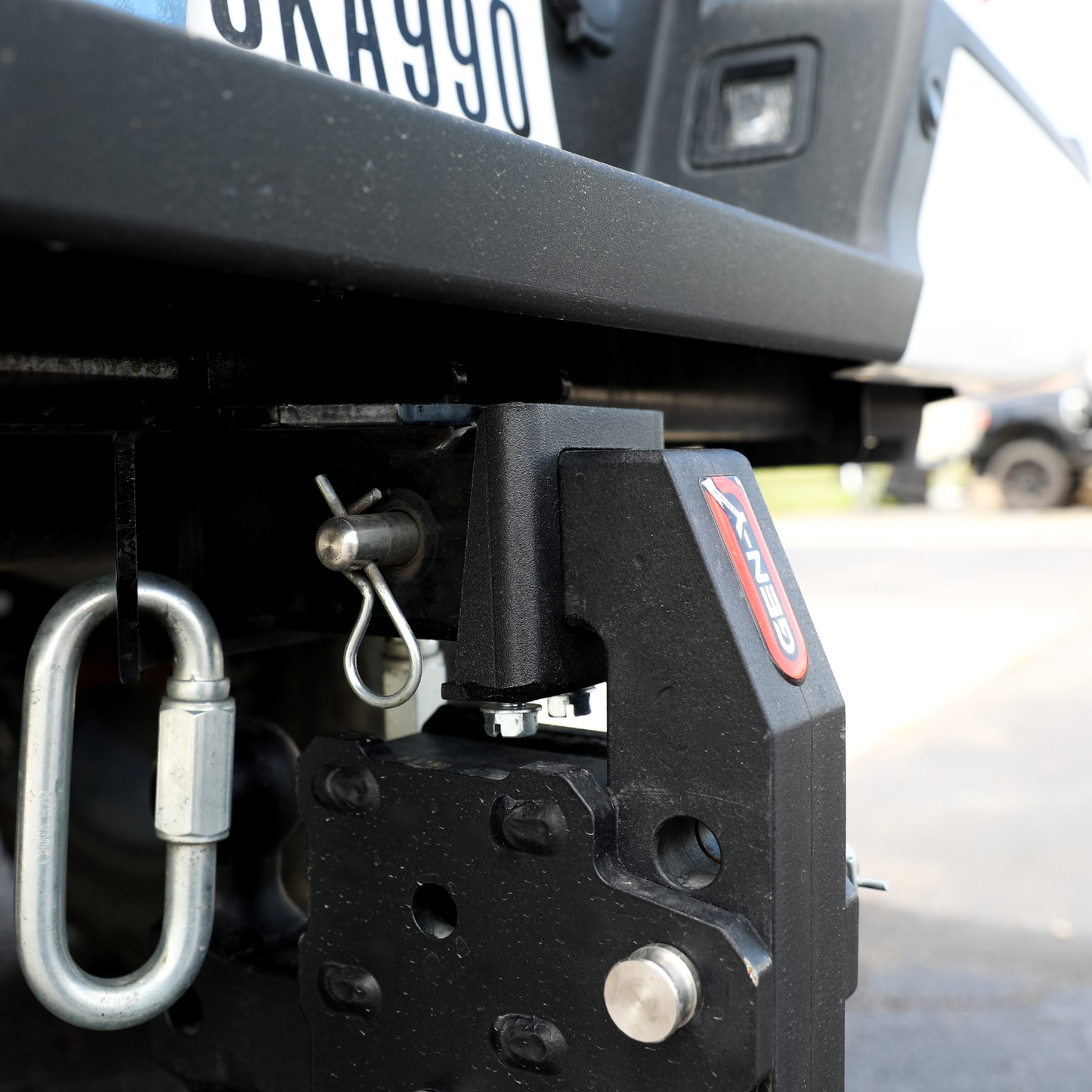 Anti-Rattle Hitch Tightener