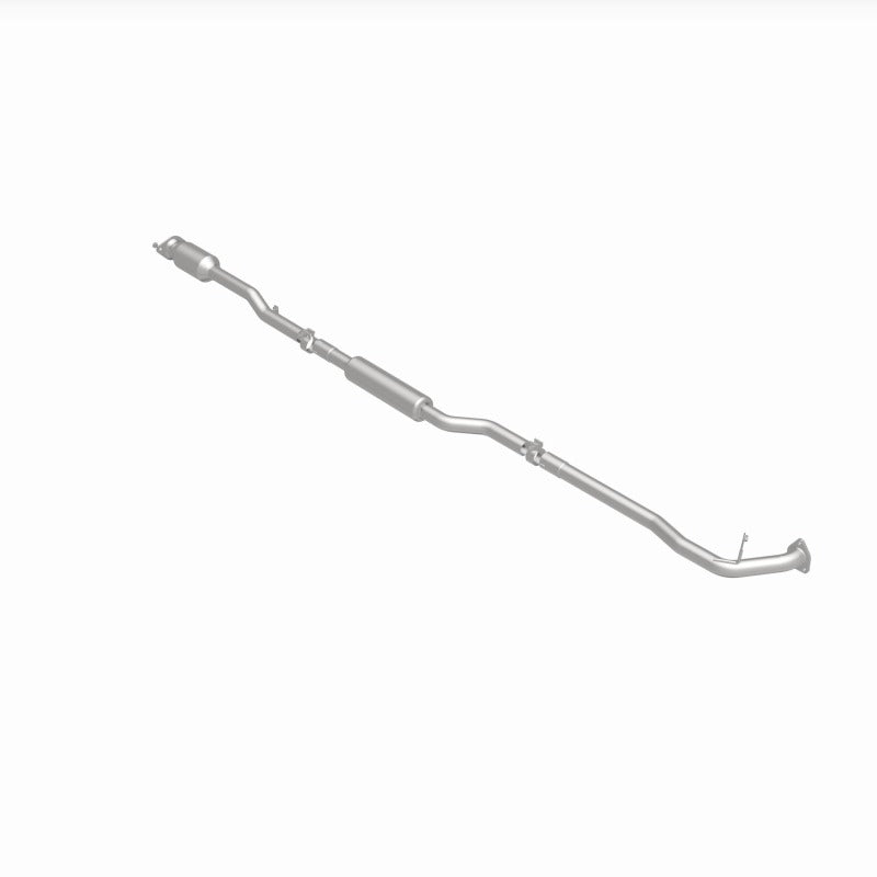 MagnaFlow 14-18 Mitsubishi Outlander Underbody 2.4L AWD Direct Fit Catalytic Converter