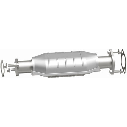 MagnaFlow Direct Fit Catalytic Converter 05-10 Kia Sportage 2.7L