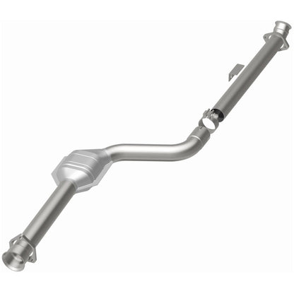 MagnaFlow Direct Fit Catalytic Converter 03-05 Mercedes C230 1.8L