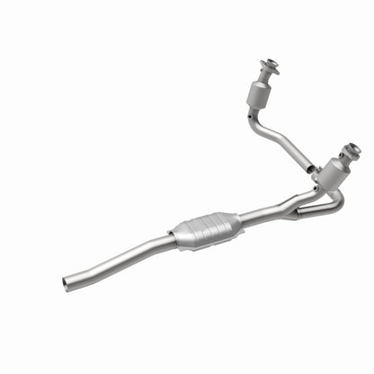 MagnaFlow Direct Fit Catalytic Converter 00-03 Dodge Dakota 2WD 4.7L
