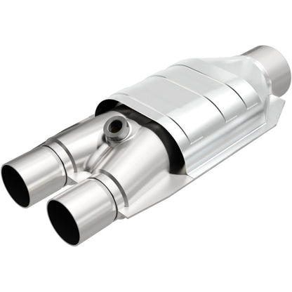 MagnaFlow Universal Catalytic Converter 2/3 D/S Single O2 Boss