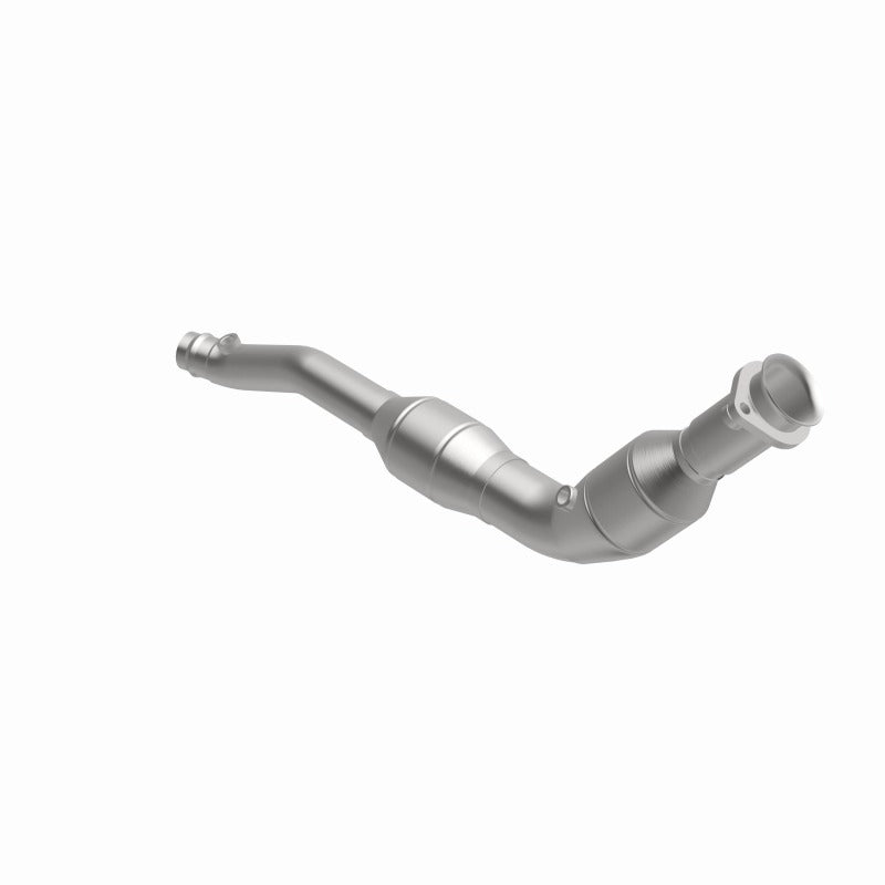 MagnaFlow Direct Fit Catalytic Converter 2014-2016 Land Rover LR4 V6 3 OEM Underbody
