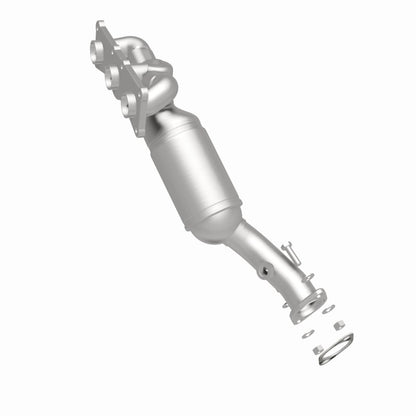 MagnaFlow Direct Fit Catalytic Converter California Grade 09-10 BMW 528i L6 3.0L