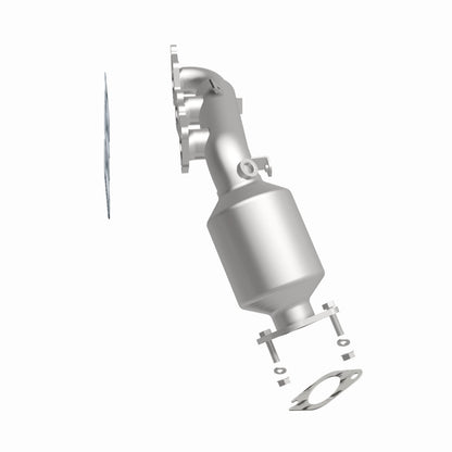 MagnaFlow Direct Fit Catalytic Converter 11-14 Hyundai Genesis V6-3.8L