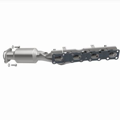 MagnaFlow 05-06 Nissan Titan 5.6L Direct Fit Converter
