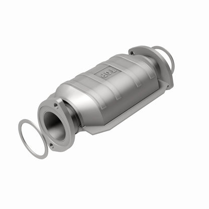MagnaFlow Direct Fit Catalytic Converter 95-97 Toyota Land Cruiser 4.5L