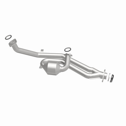MagnaFlow Direct Fit Catalytic Converter California Grade 00-04 Toyota Avalon 3.0L