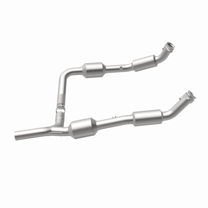 MagnaFlow Direct Fit Catalytic Converter 2008+ Ford E-150 4.6L
