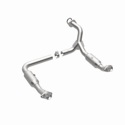 MagnaFlow 2006 Ford Explorer 4.6L Direct Fit Converter