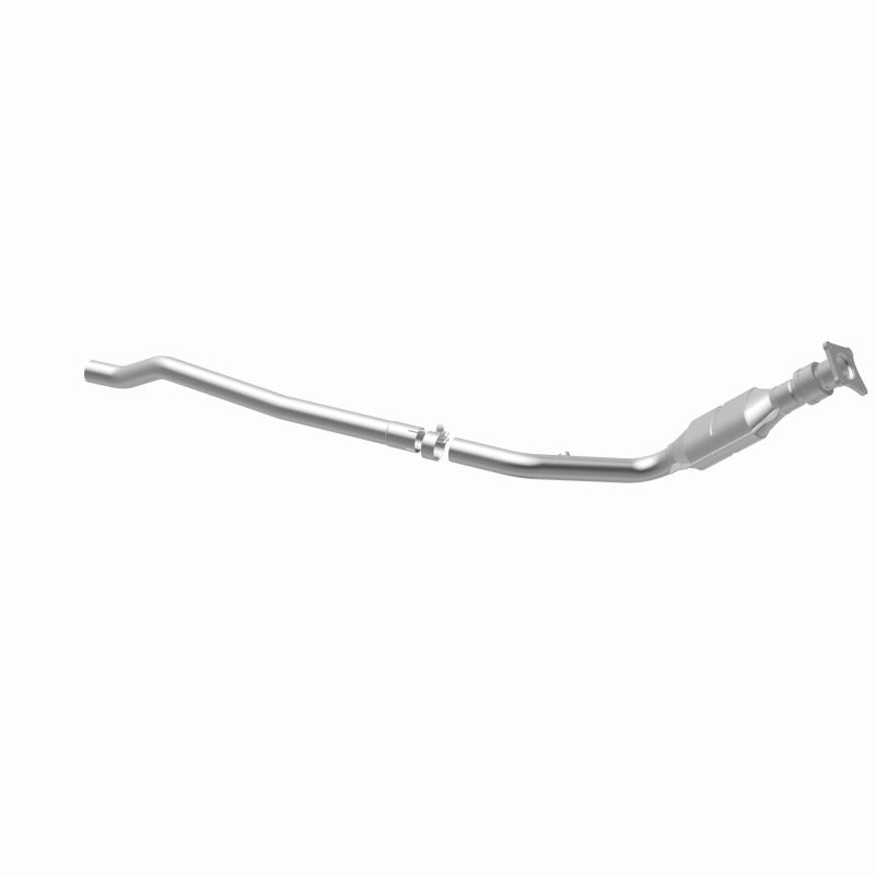MagnaFlow Direct Fit Catalytic Converter 96-00 Caravan 3.0L