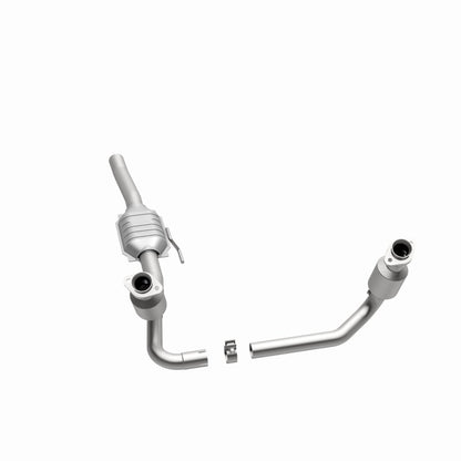 MagnaFlow Direct Fit Catalytic Converter 00-03 Dodge Dakota 2WD 4.7L