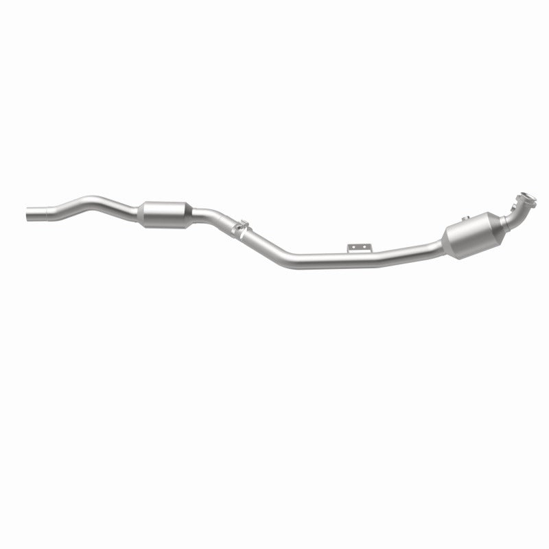 MagnaFlow Direct Fit Catalytic Converter 07-09 Mercedes E350 3.5L
