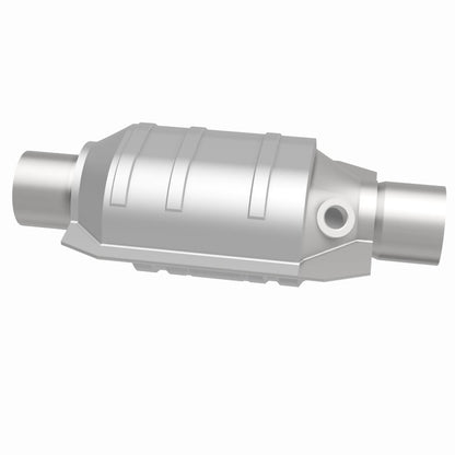 MagnaFlow Universal Catalytic Converter 2.25 Rear with O2