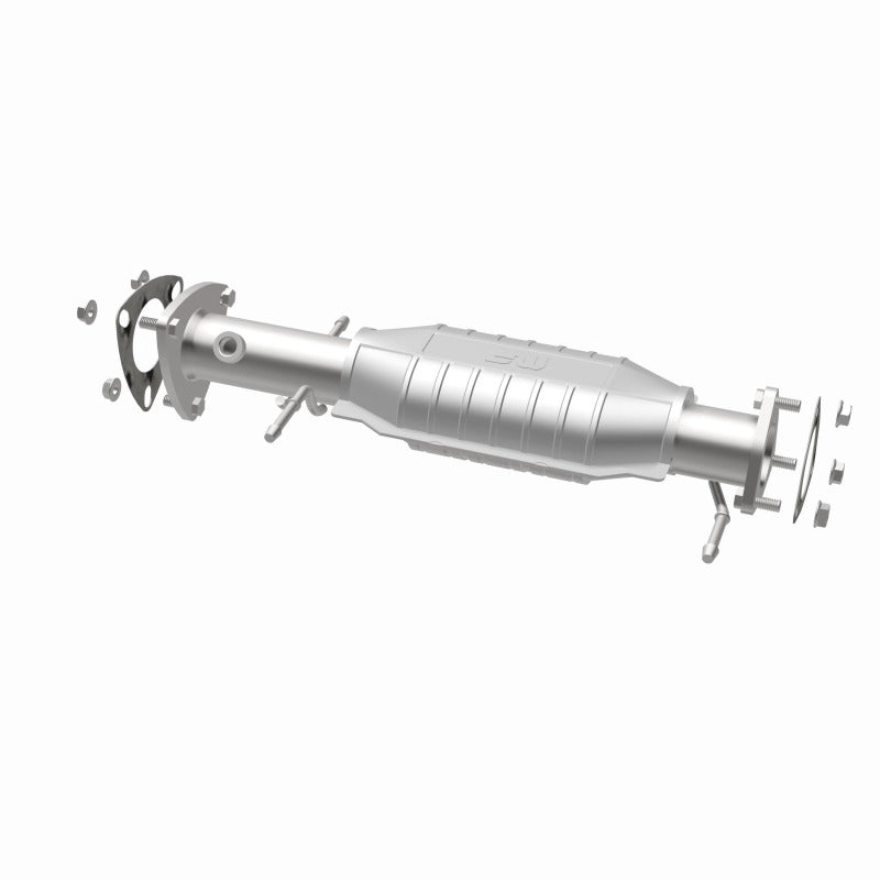 MagnaFlow Direct Fit Catalytic Converter 96-99 S10/Sanoma 4WD 4.3L