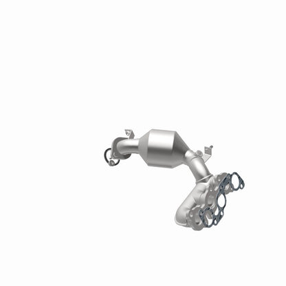 MagnaFlow Direct Fit Catalytic Converter 04-06 Toyota Sienna 3.3L