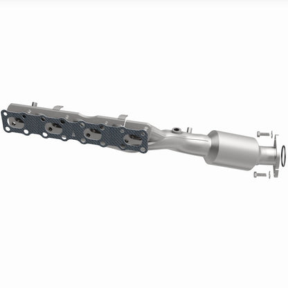 MagnaFlow Direct Fit Catalytic Converter Infiniti/Nissan Truck 8 5.6L P/S Manifold (49 State)