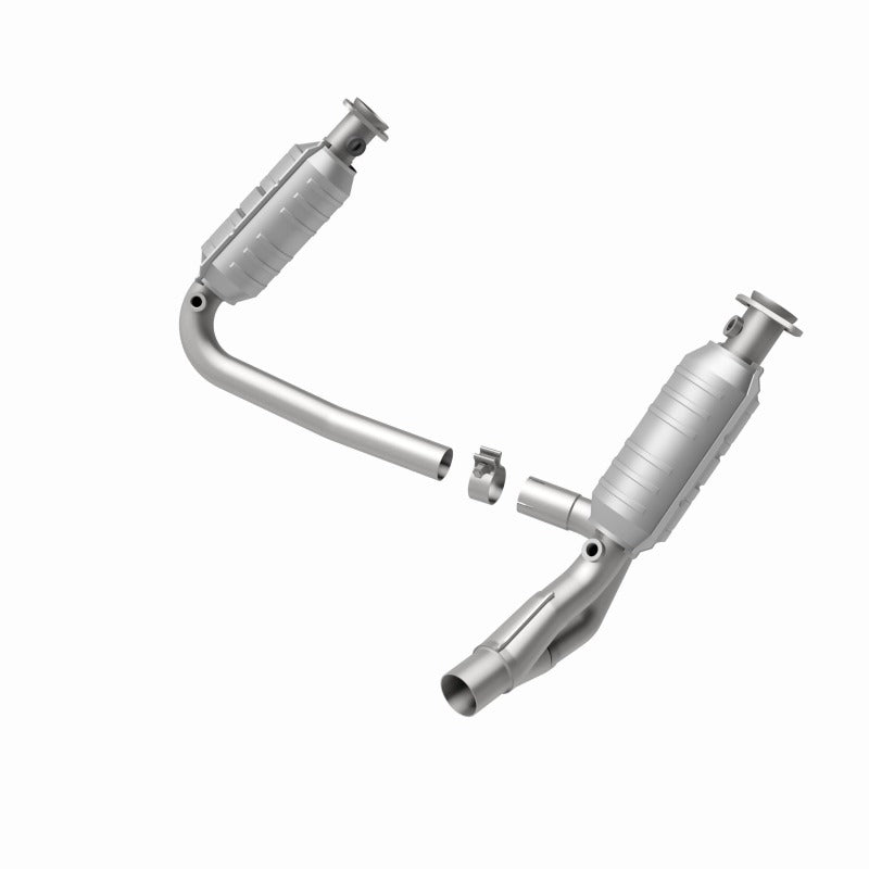 MagnaFlow Direct Fit Catalytic Conv 05-06 Dodge Dakota/2006 Mitsubishi Raider 3.7L Y-Pipe Assembly