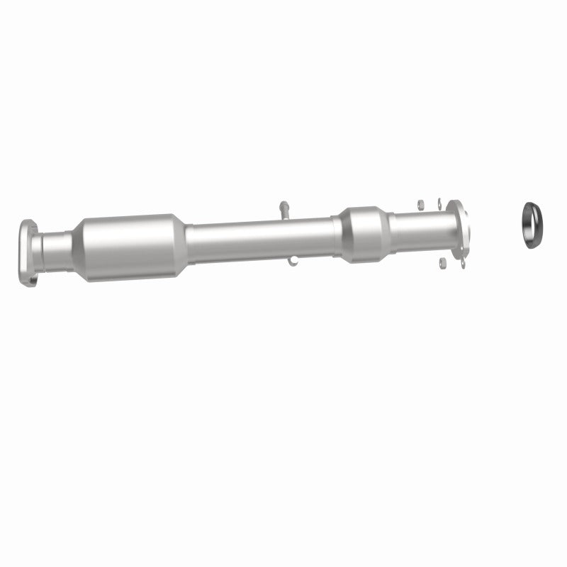 MagnaFlow Direct Fit Catalytic Converter 14-15 Toyota Highlander 3.5L