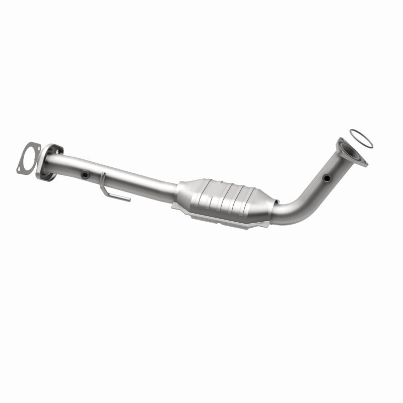 MagnaFlow Direct Fit Catalytic Conv 02-06 Cadillac Escalade / 02-06 GM Yukon (Inc Denali) 6.0L P/S