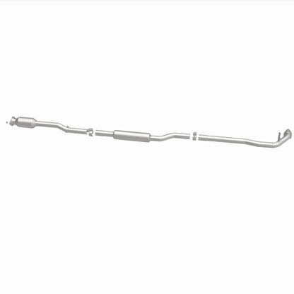 MagnaFlow 14-18 Mitsubishi Outlander Underbody 2.4L AWD Direct Fit Catalytic Converter