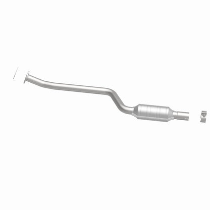 MagnaFlow Direct Fit Catalytic Converter 2006 BMW 530xi 3.0L OEM